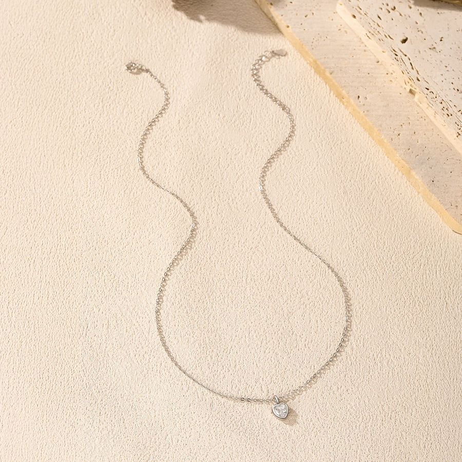 925 Sterling Silver Delicate Sweet Heart Zirconia Wedding Link Chain Pendant (Necklace)